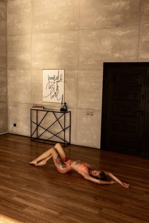 Проститутка Тиана, в Питере у метро Ломоносовская Проститутка Тиана, в Питере у метро Ломоносовская