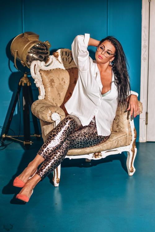 Проститутка Саша, СПб у метро Ладожская