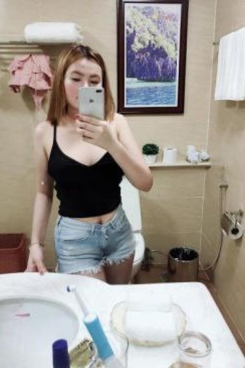 Проститутка Ксюша, Питера у метро Площадь Мужества