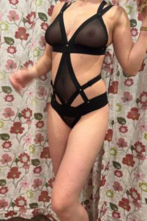 Проститутка Лиза, в Питере у метро Удельная