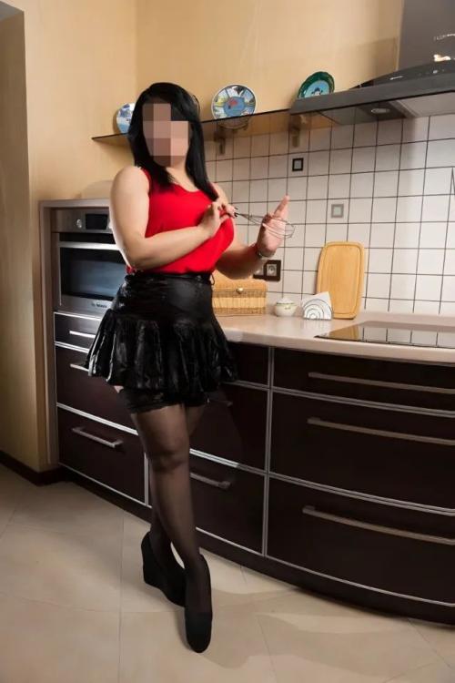 Проститутка Рита , Питера у метро Пионерская