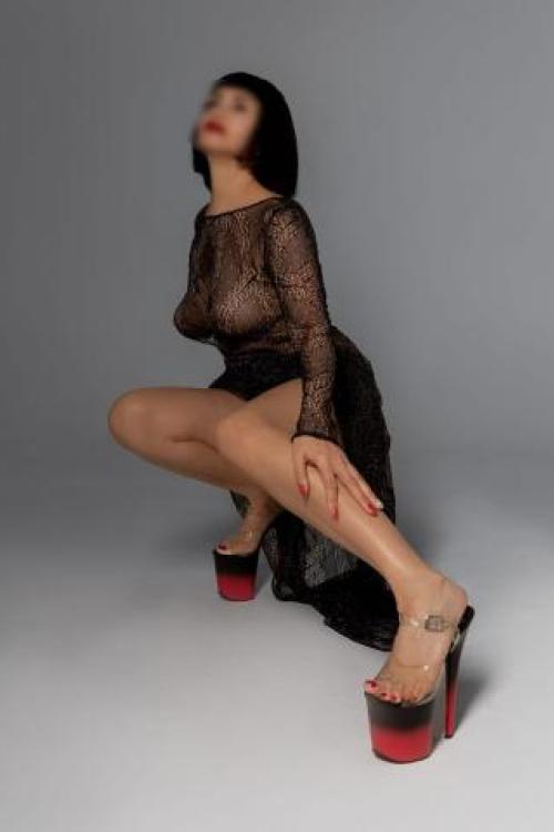 Проститутка Катюша, СПб у метро Площадь Мужества