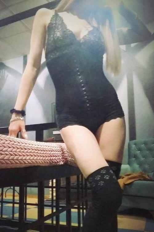 Проститутка Альбина, СПб у метро метро Московская Проститутка Альбина, СПб у метро метро Московская