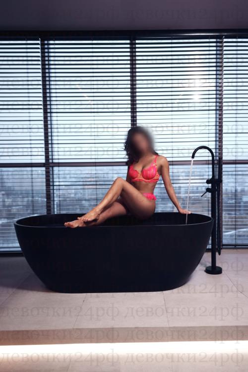 Проститутка Злата, СПб у метро Московская