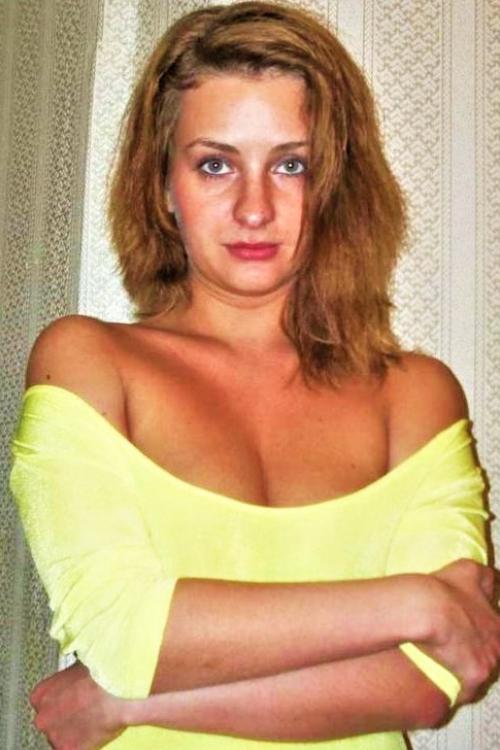 Проститутка Хасана, СПб у метро Шушары