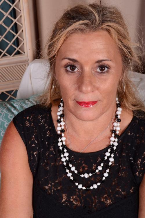 Проститутка Лидия, СПб у метро Спасская Проститутка Лидия, СПб у метро Спасская