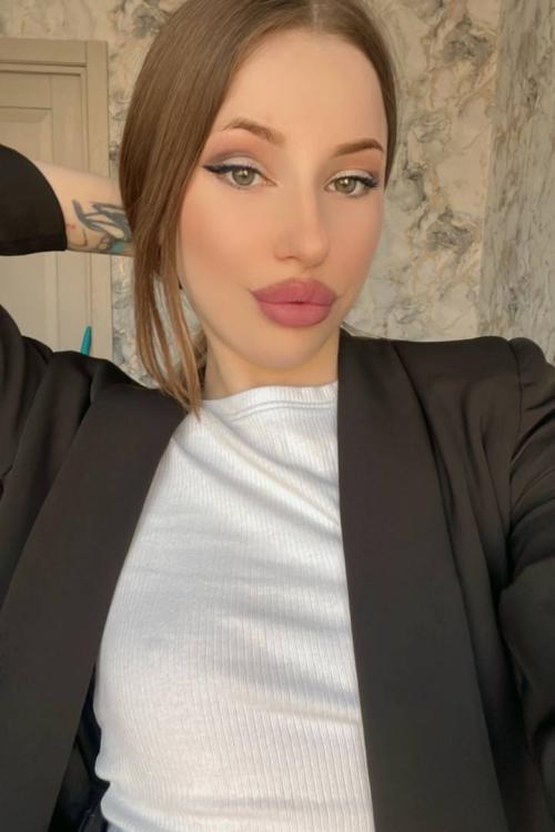 Проститутка Виктория, СПб у метро Площадь Восстания