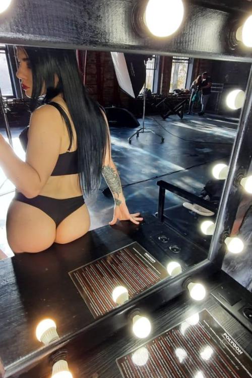 Проститутка Арина, Питера у метро Приморская