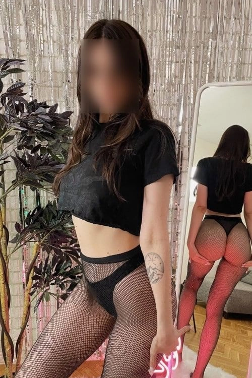 Проститутка Таня, в Питере у метро Площадь Восстания