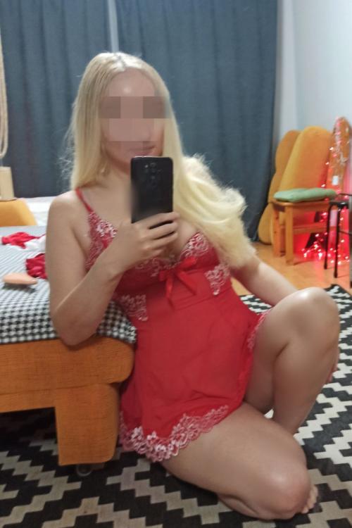 Проститутка Катя, Питера у метро Комендантский проспект