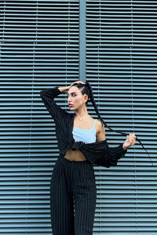 Проститутка Камила, Питера у метро Петроградская