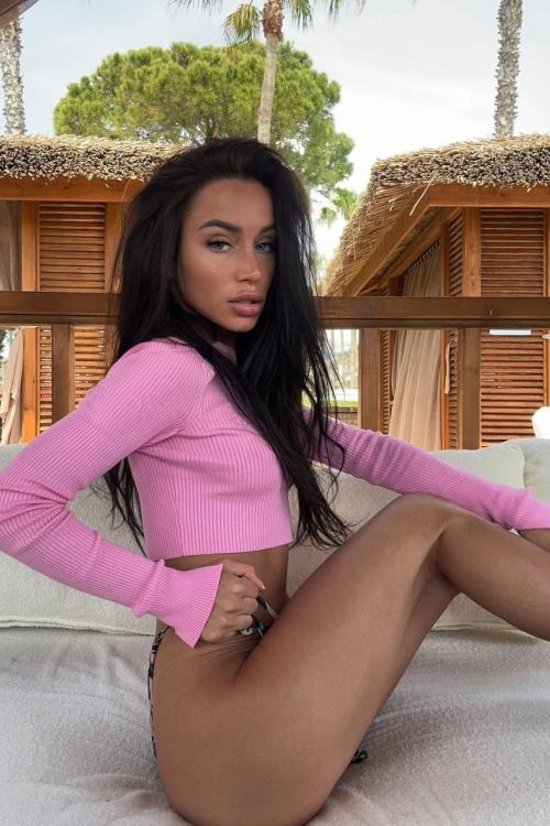 Проститутка Тая, в Питере у метро Бухарестская