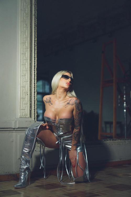 Проститутка Голди, в Питере у метро Обводный канал