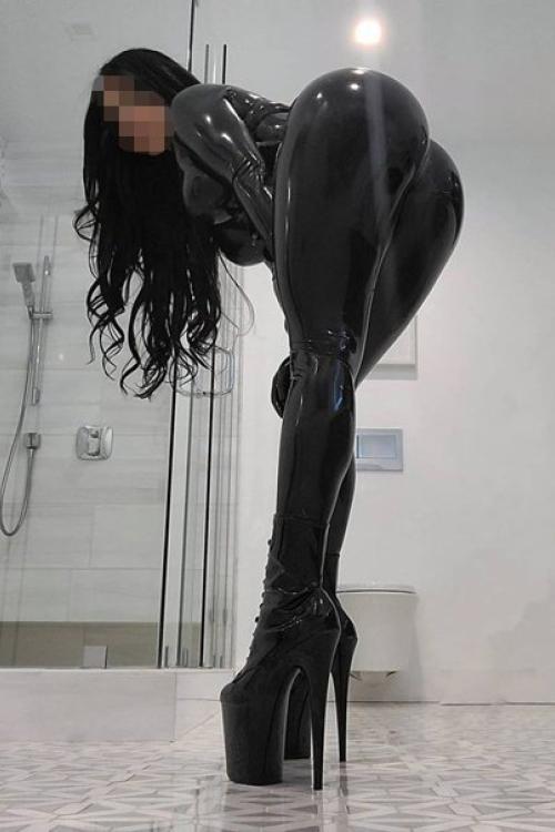 Проститутка Даша, в Питере у метро метро Проспект Просвещения