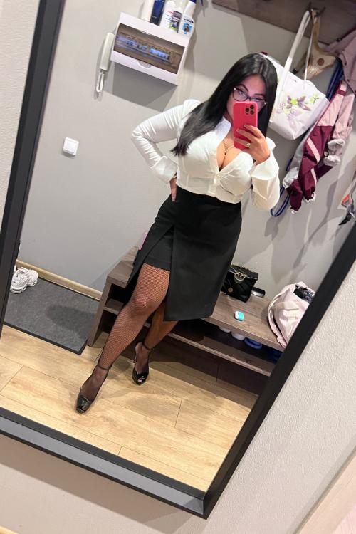 Проститутка Вика, в Питере у метро Академическая