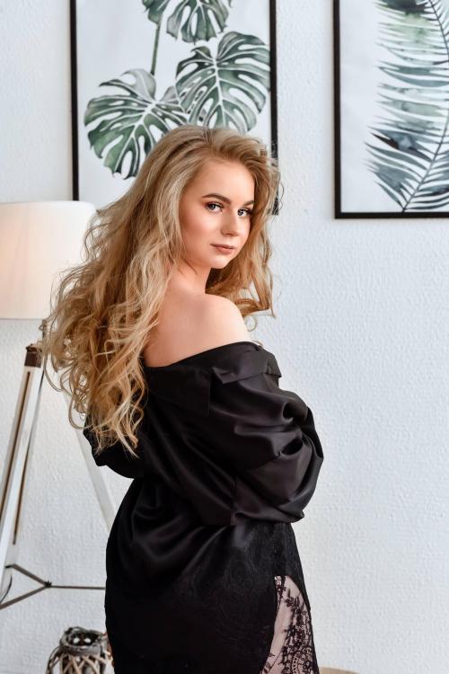 Проститутка Оксана, Питера у метро Звёздная