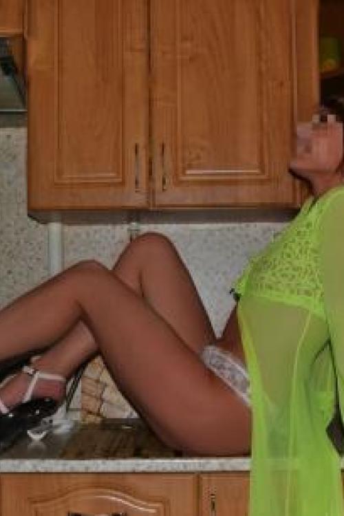 Проститутка Илона, в Питере у метро Политехническая