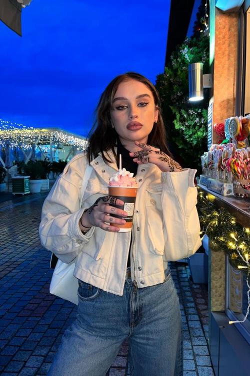 Проститутка Слава , СПб у метро Московская Проститутка Слава , СПб у метро Московская