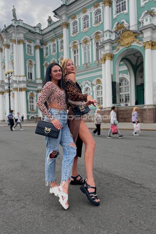 Проститутка Катя и Вика, СПб у метро Звёздная