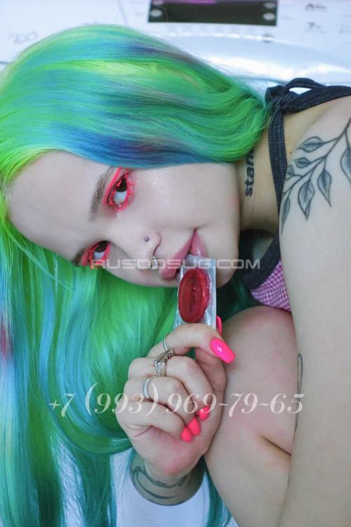 Проститутка Alice With Fire, Питера у метро Площадь Александра Невского