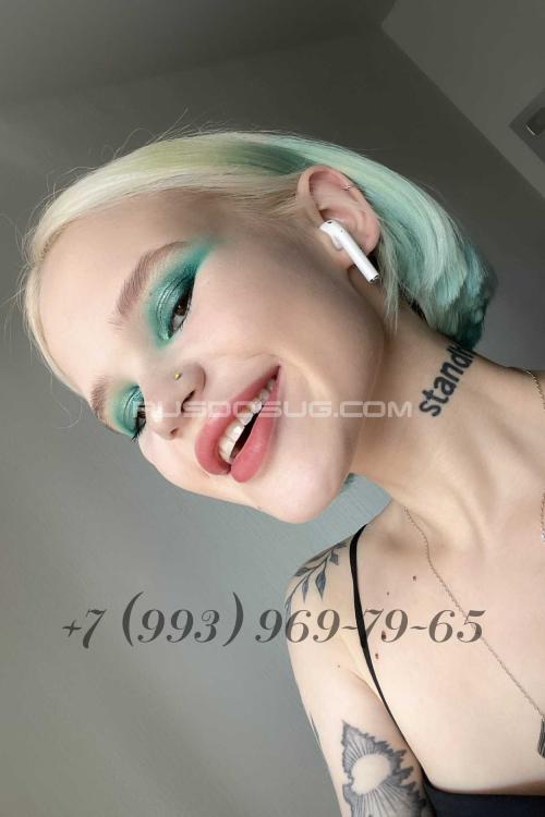 Проститутка Alice With Fire, Питера у метро Площадь Александра Невского