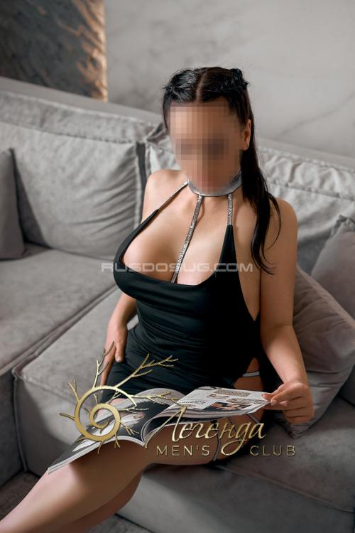 Проститутка Анфиса, в Питере у метро Маяковская