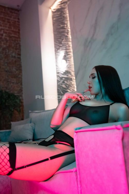 Проститутка Алина, СПб у метро Площадь Александра Невского