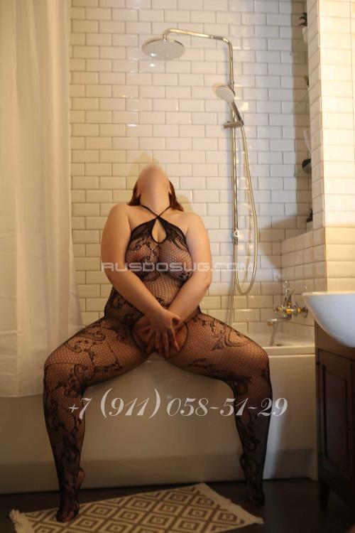 Проститутка Яна, Питера у метро Звёздная