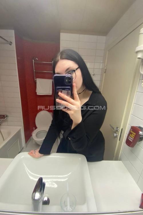 Проститутка Олеся, СПб у метро Московская