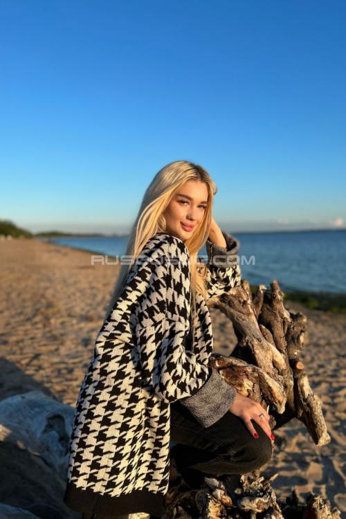 Проститутка Эвита, Питера у метро Проспект Славы Проститутка Эвита, Питера у метро Проспект Славы