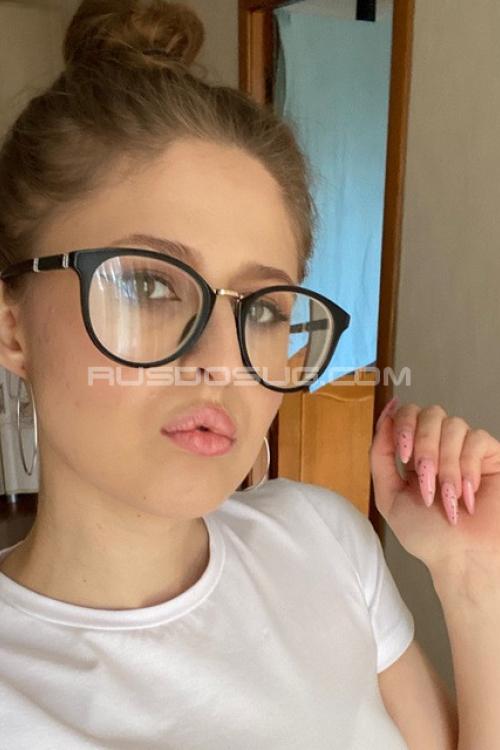 Проститутка Оля, в Питере у метро Московская Проститутка Оля, в Питере у метро Московская