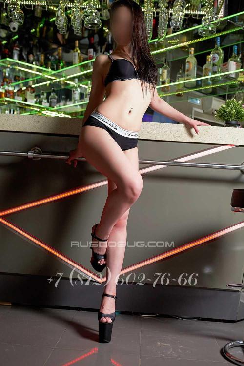 Проститутка Доминика, Питера у метро Комендантский проспект