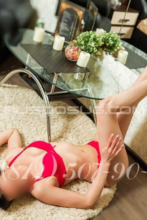 Проститутка Даша, в Питере у метро Василеостровская