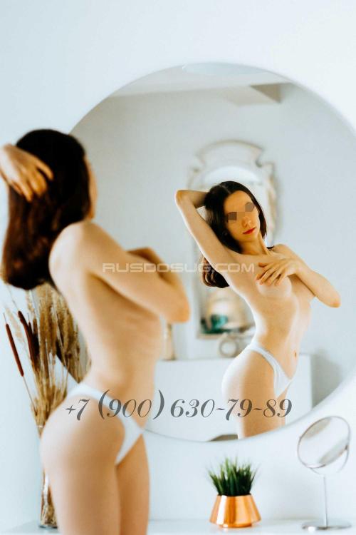 Проститутка Ксюша, Питера у метро Звёздная