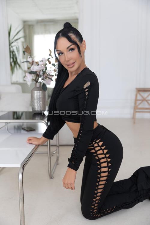 Проститутка Лекси, Питера у метро Маяковская