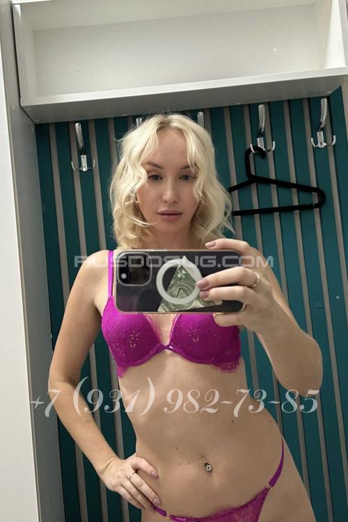 Проститутка Лика- Куни Поцелуи и Массаж Входят в час, СПб у метро Московская