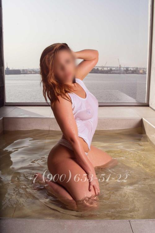 Проститутка Арина Бразильская попка, СПб у метро Комендантский проспект