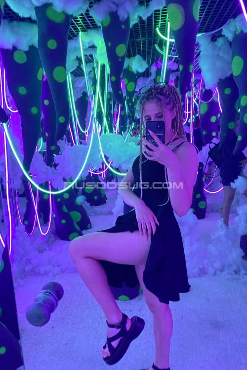 Проститутка Оля Куни включен, Питера у метро Московская