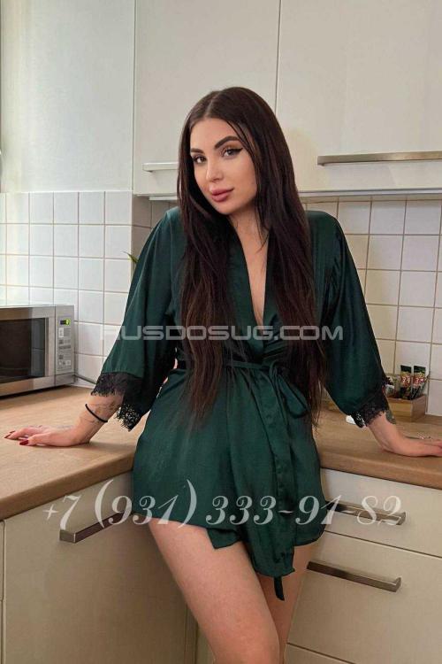 Проститутка Кира, Питера у метро Московские ворота