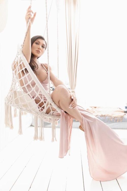 Проститутка Тата, СПб у метро Маяковская