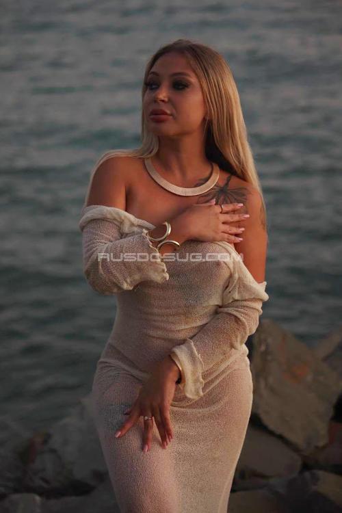 Проститутка Адель, Питера у метро Пионерская