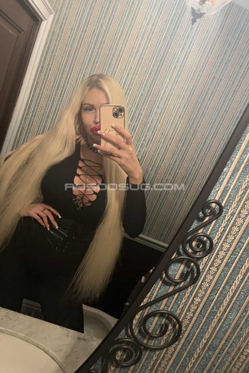 Проститутка Мелиса, в Питере у метро Гостиный двор