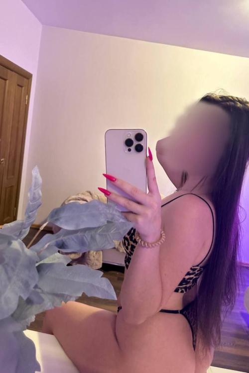 Проститутка Олеся, СПб у метро Московская