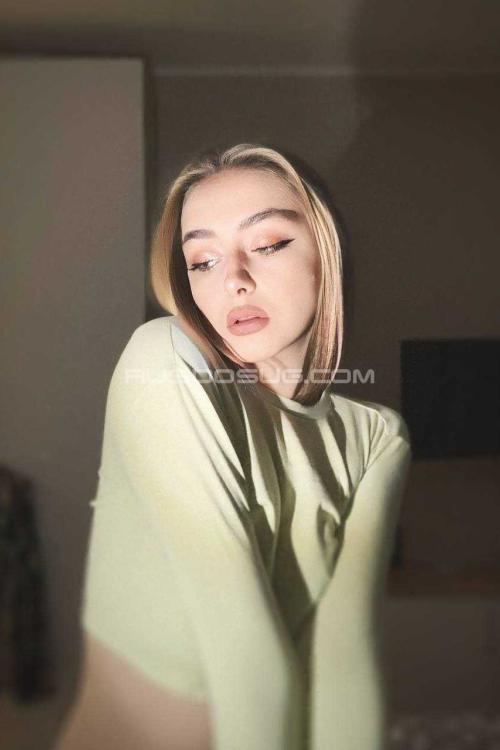 Проститутка Адель, в Питере у метро Звёздная