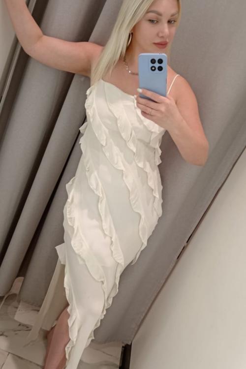 Проститутка Алина, Питера у метро Парк Победы