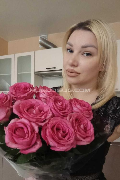 Проститутка Алина, Питера у метро Парк Победы