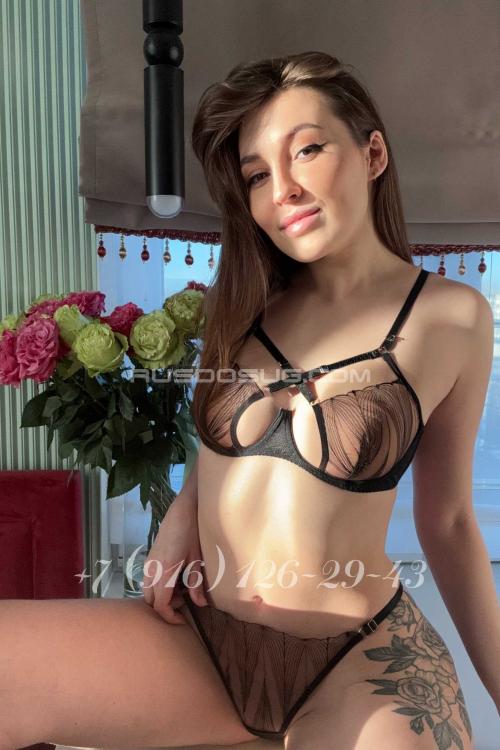 Проститутка Валерия Вратаски, Питера у метро Выборгская