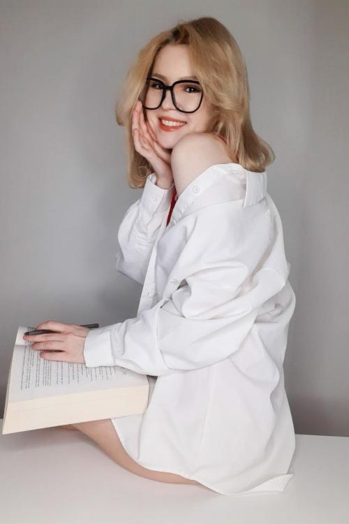 Проститутка Нана, в Питере у метро Фрунзенская