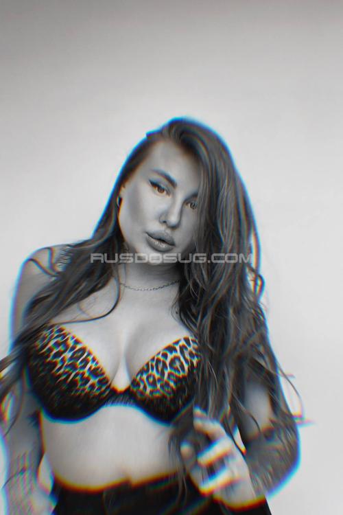 Проститутка Ариэль, Питера у метро Московская