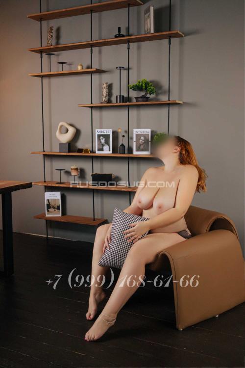 Проститутка Марта, Питера у метро Московская